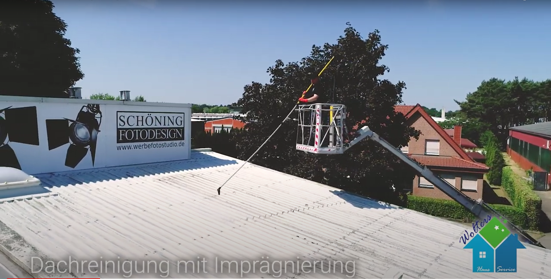 Dach-Tiefenreinigung Hasel&uuml;nne